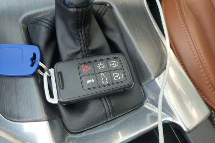 Used Volvo V60 2015 T5 Zhiya Edition Vehicle Key