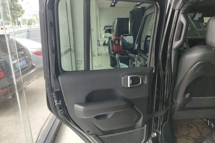 Used Jeep Wrangler 2024 2.0T Sahara Four-Door Edition
