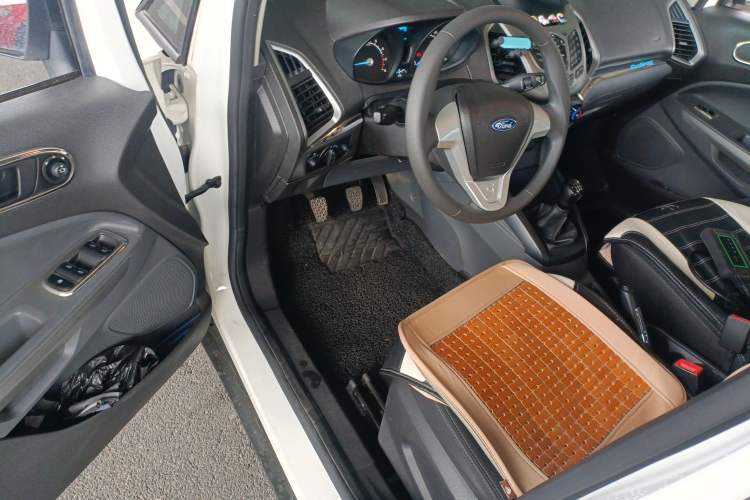 Used Ford EcoSport 2013 1.5L Manual Comfort Model Driver Seat