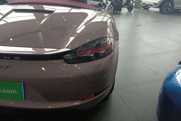 Used Porsche 718 2022 Boxster T 2.0T