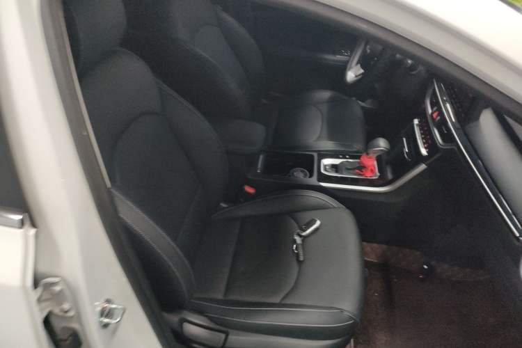 Used Kia K3 2021 Revised 1.5L CVT Fashion Edition Right Front Seat