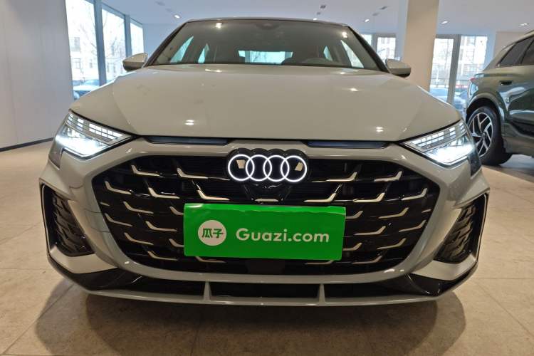 Used Audi A3 2025 A3L Limousine 35TFSI Prestige Edition + Luxury Selection Package
