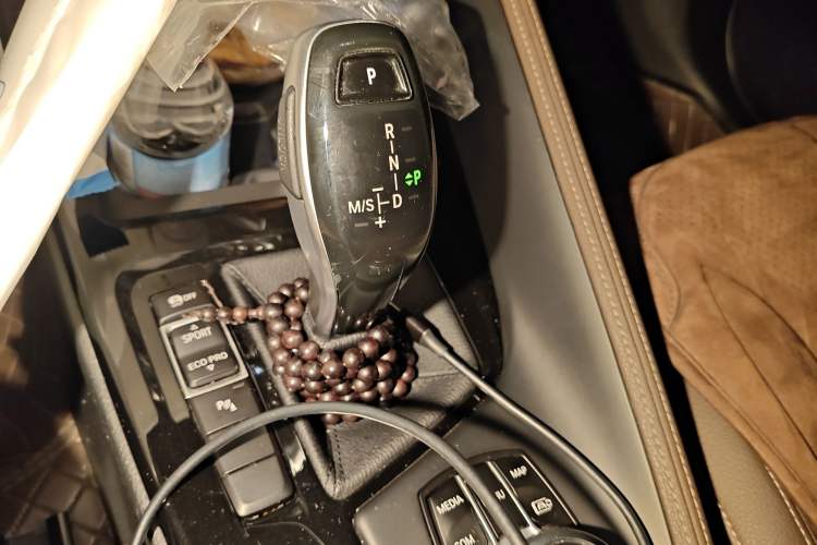 Used BMW X1 2021 sDrive20Li Premium Edition Gear Lever