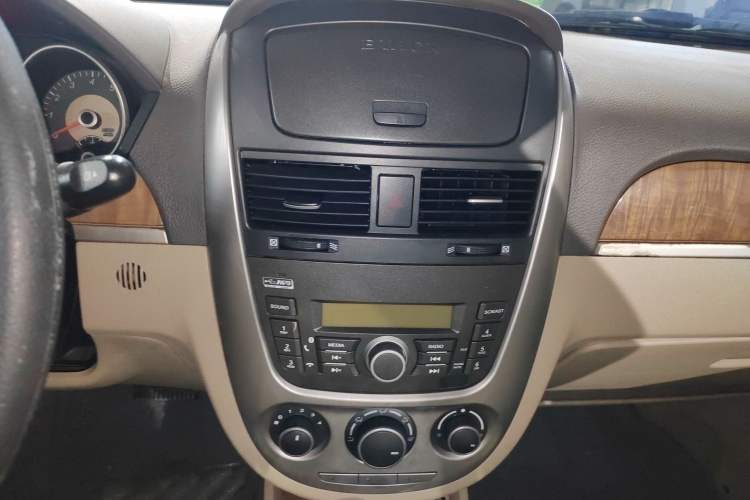 Used Buick Excelle 2015 1.5L Automatic Classic Model