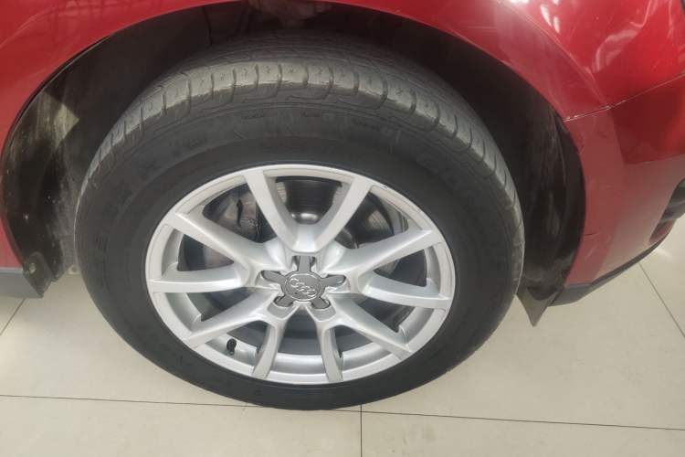 Used Audi Q5 2012 2.0TFSI Comfort Version Right Front Wheel Hub