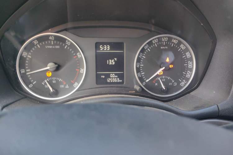 Used Skoda Octavia 2010 1.6L Manual Eado Edition
