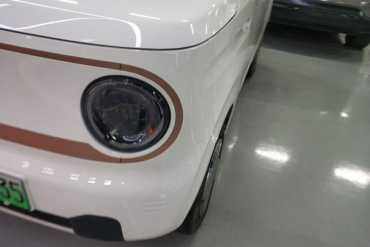 Used Geely Galaxy Panda 2023 Panda Mini 200km Endurance Bear
