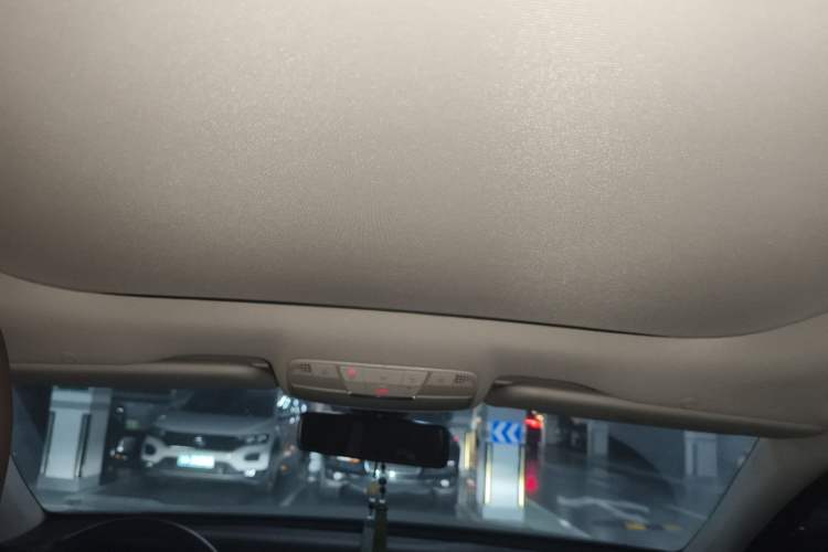 Used Mercedes-Benz E-Class 2023 E 260 L Headliner