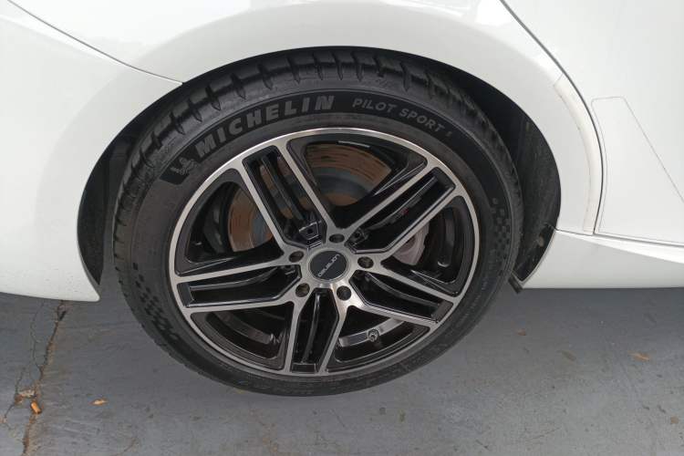 Used Lexus IS 2015 200t F SPORT