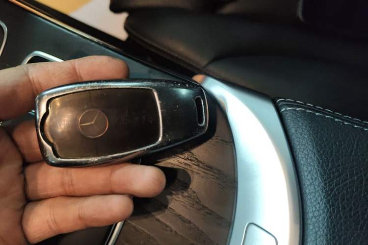 Used Mercedes-Benz C-Class 2021 C 260 L Sport Edition Vehicle Key