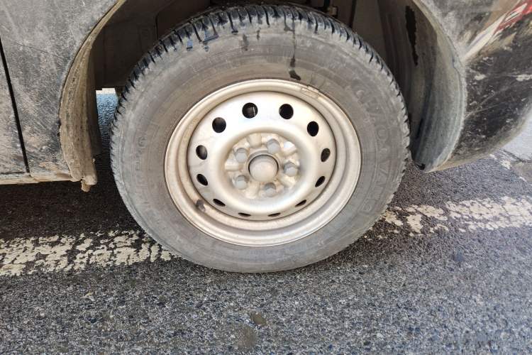 Used JAC Refine M3 2023 PLUS 1.5T 5/7-seat Classic Edition
