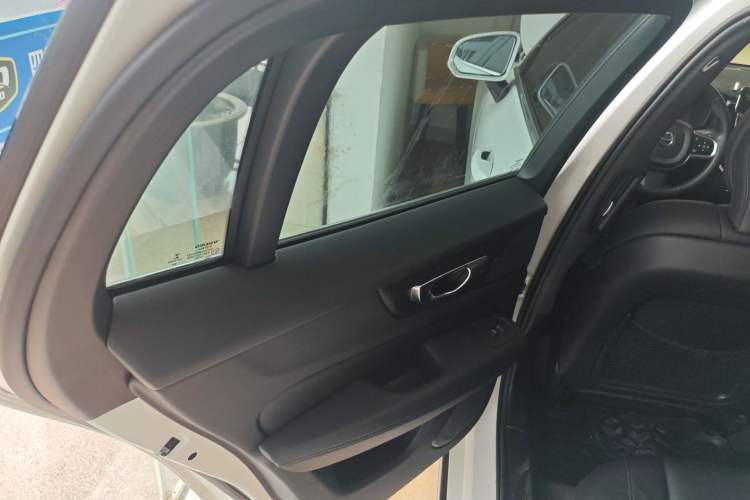 Used Volvo V60 2021 B4 Zhiyi Luxury Edition