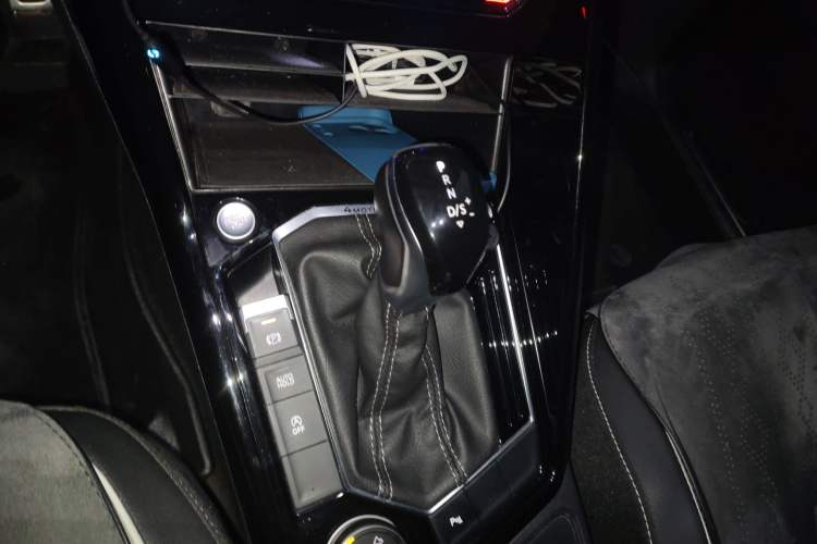 Used Volkswagen Tayron 2022 380TSI Four-Wheel Drive R-Line Connected Version Gear Lever