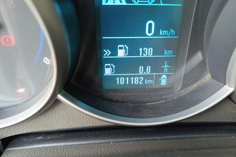 Used Chevrolet Cruze 2015 1.5L Classic SL MT
