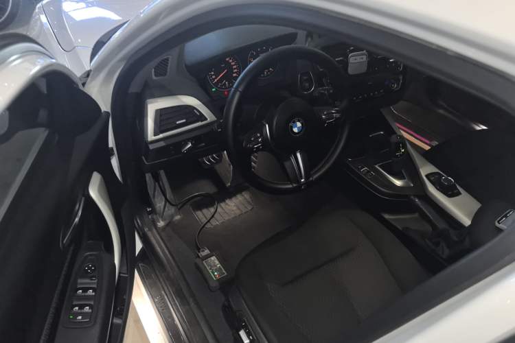Used BMW 1 Series 2015 120i Leading Model
