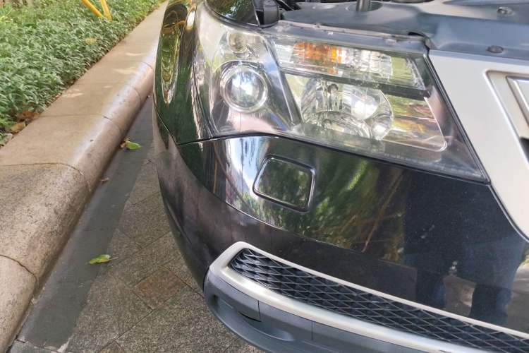 Used Acura MDX 2010 3.7 Comfort Edition Right Front Headlight