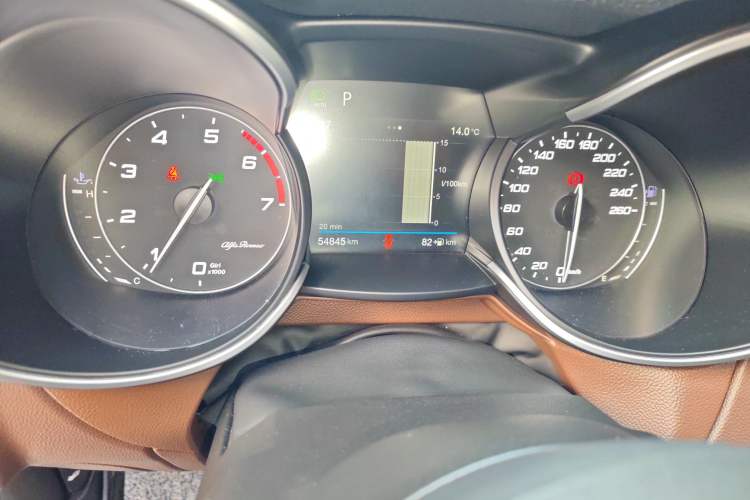 Used Alfa Romeo Stelvio 2017 2.0T 200HP Luxury Edition