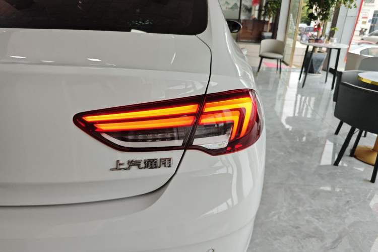 Used Buick Regal 2021 552T Elite Edition Right Rear Taillight