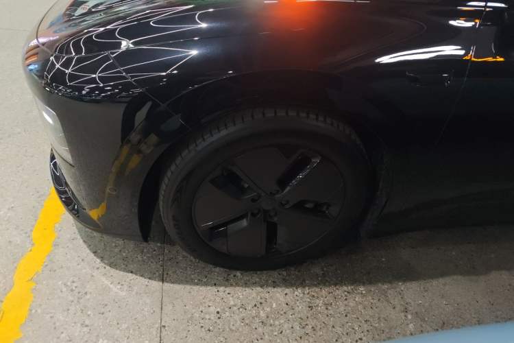 Used Li Auto Li Auto i6 2025 Model Two-Wheel-Drive Standard Type
