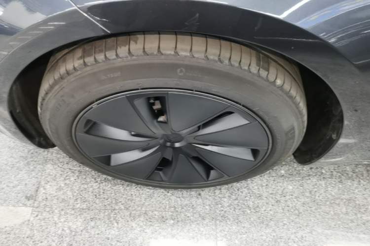 Used Tesla Model 3 2023 Rear-Wheel-Drive Version
