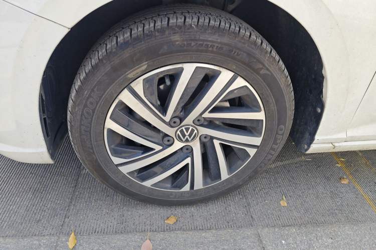 Used Volkswagen Lavida 2021 280TSI DSG Comfort Edition Exterior 4