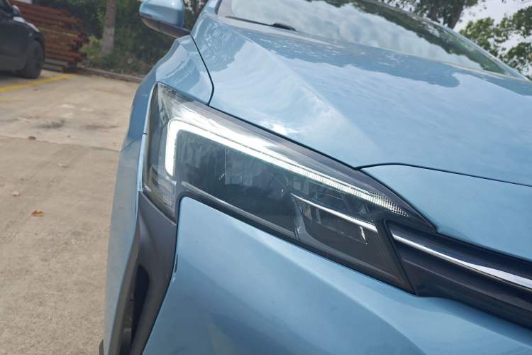 Used Buick Velite 6 2019 Connected & Smart Edition Right Front Headlight