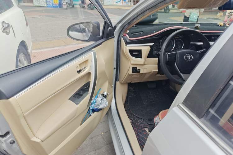 Used Toyota Corolla 2014 1.6L CVT GL
