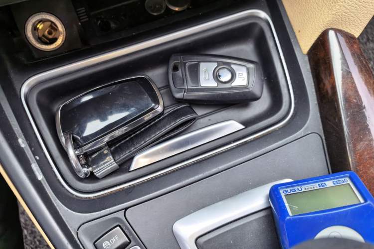 Used BMW 3 Series 2013 320Li Fashion Model Vehicle Key