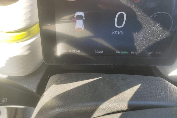 Used SOL E10X 2021 302 km Range Fashion Edition 30.2 kWh