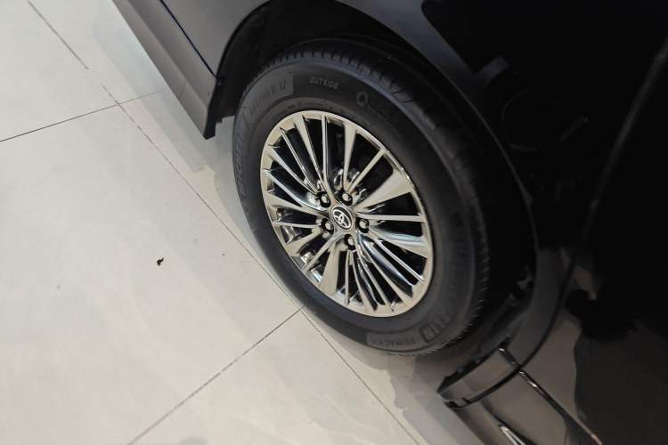 Used Toyota Alphard 2021 Dual-Engine 2.5L Prestige Edition Exterior 5