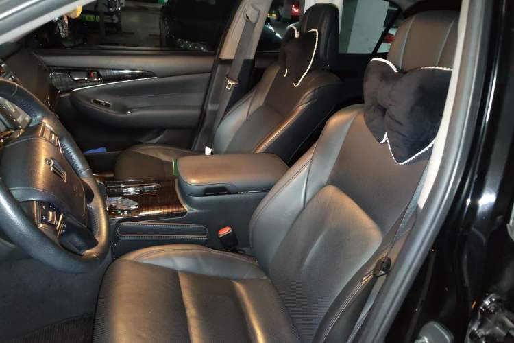 Used Toyota Crown 2015 2.0T Fashion Edition