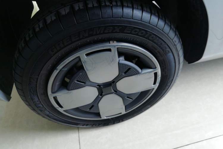 Used Wuling Air ev 2023 - Four Seats - Standard Edition