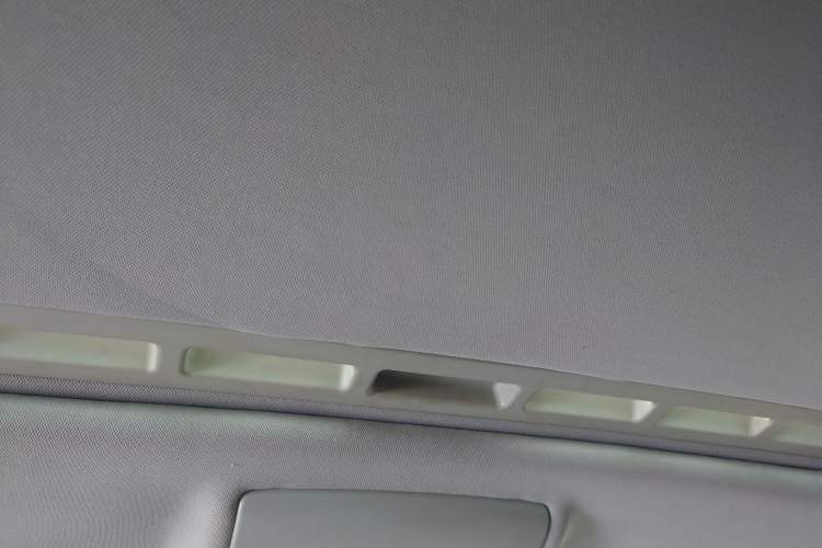 Used Volkswagen Lavida 2013 Restyled Classic 1.6L Automatic Comfort Edition Headliner