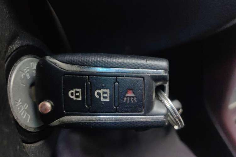 Used Venucia M50V 2017 1.6L XL CVT Luxury Edition
