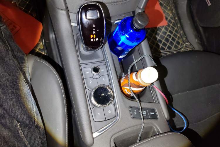 Used Cadillac XT6 2022 2.0T 7-Seater Four-Wheel-Drive Luxury Version
