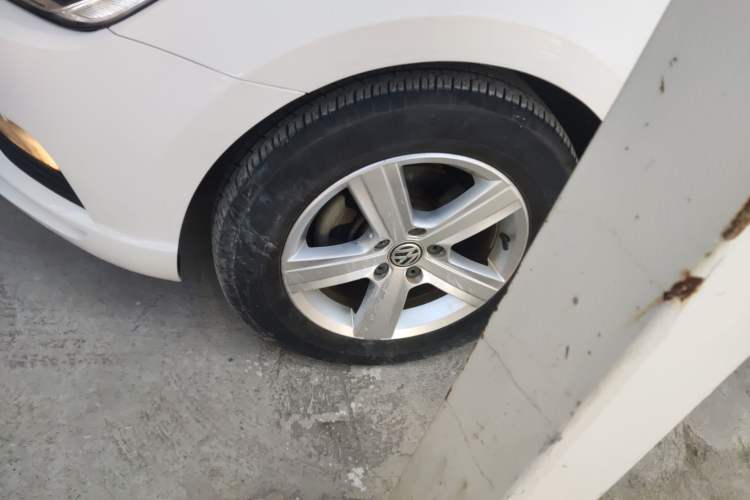 Used Volkswagen Lamando 2015 230TSI DSG Fashion Edition