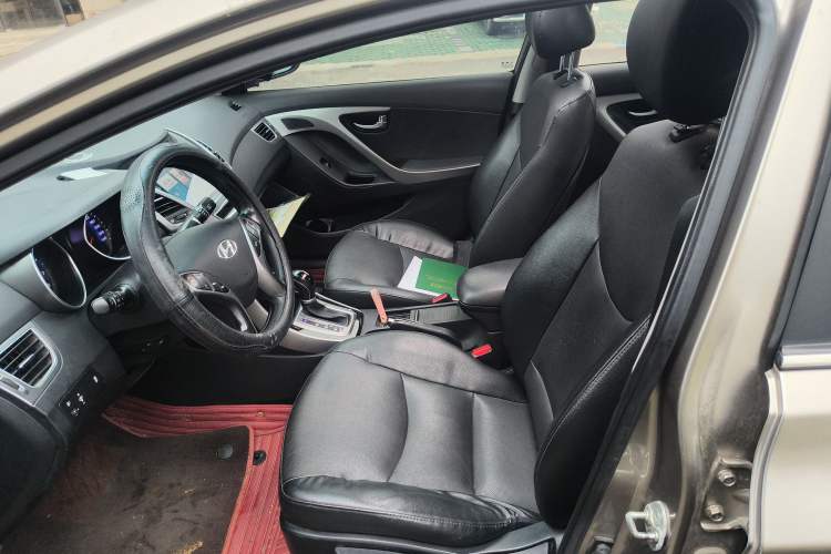 Used Hyundai Elantra (5th Generation / Langdong) 2015 1.6L Automatic Luxury Model