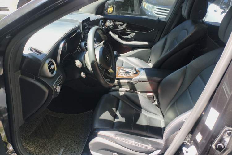 Used Mercedes-Benz GLC 2016 GLC 260 4MATIC Dynamic Edition
