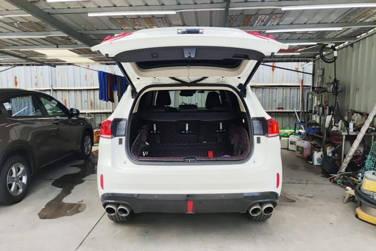 Used Wey VV6 2020 2.0T Two-Wheel Drive Smart Protection+
