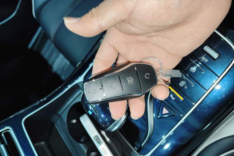 Used BYD Qin PLUS 2021 EV 500KM Luxury Model
