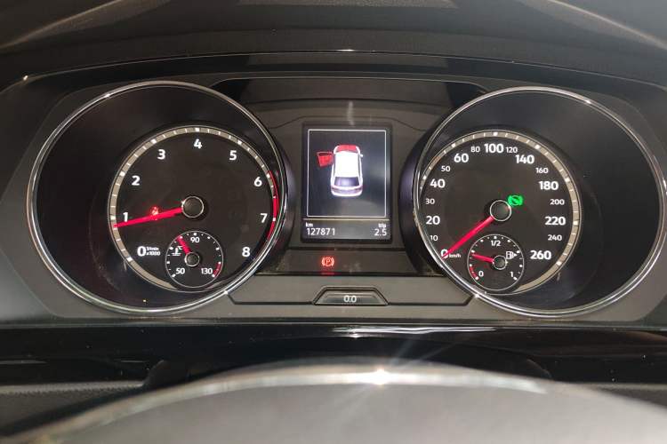 Used Volkswagen Tiguan L 2019 330TSI Automatic Two-Wheel Drive Smart Luxury Version China VI Standard