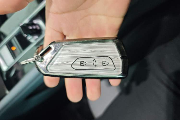 Used Volkswagen Teramont X 2022 380TSI Four-Wheel Drive Luxury Edition Vehicle Key