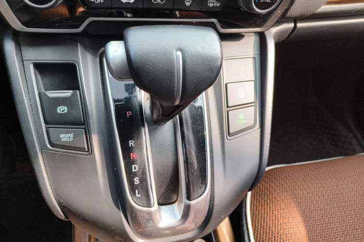 Used Honda CR-V 2017 240TURBO CVT Front-Wheel Drive Fashion Edition
