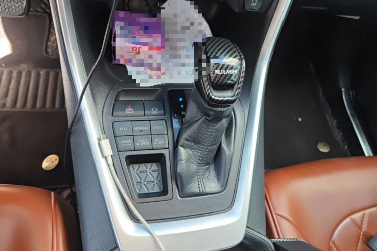 Used Toyota Wildlander 2020 2.0L CVT 4x4 Luxury Edition
