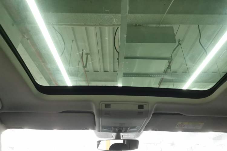 Used Volkswagen Tayron GTE Plug-in Hybrid 2020 1.4T Luxury Model Headliner