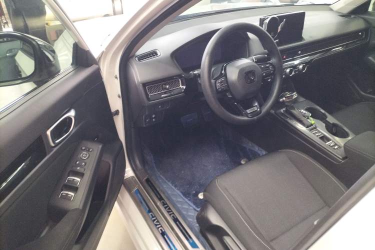 Used Honda Civic 2022 240TURBO CVT Dynamic Edition