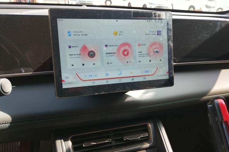 Used BYD Qin L 2024 DM-i 80KM Leading Model Audio And AC Panel