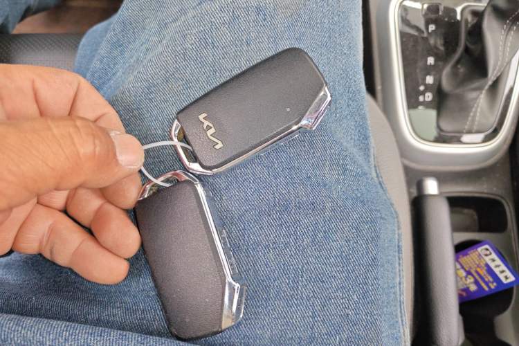 Used Kia kx1 Stonic 2021 1.4L CVT Sunroof Model Interior 1