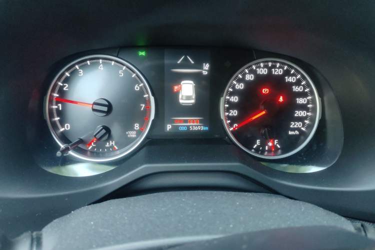 Used Toyota Wildlander 2020 2.0L CVT 4x4 Luxury Edition Odometer Close Up