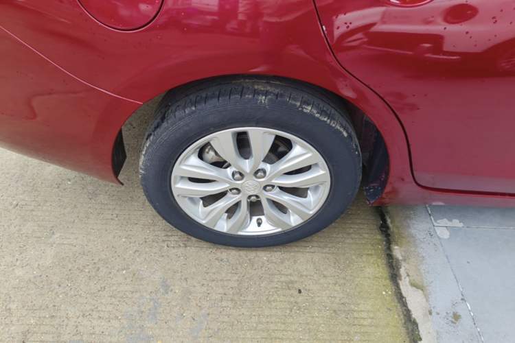 Used Buick GT 2019 15T Dual-Clutch Connected Elite Model China VI Right Rear Wheel Hub